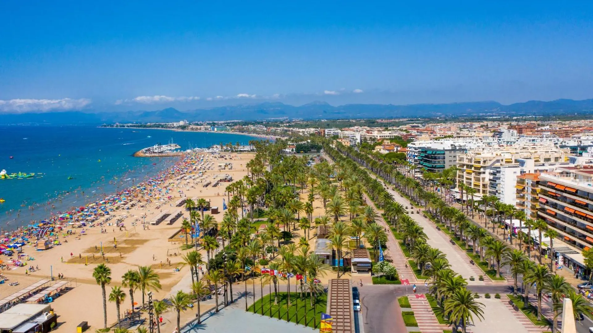 Apartment Jardines Family 204 By Interhome Salou