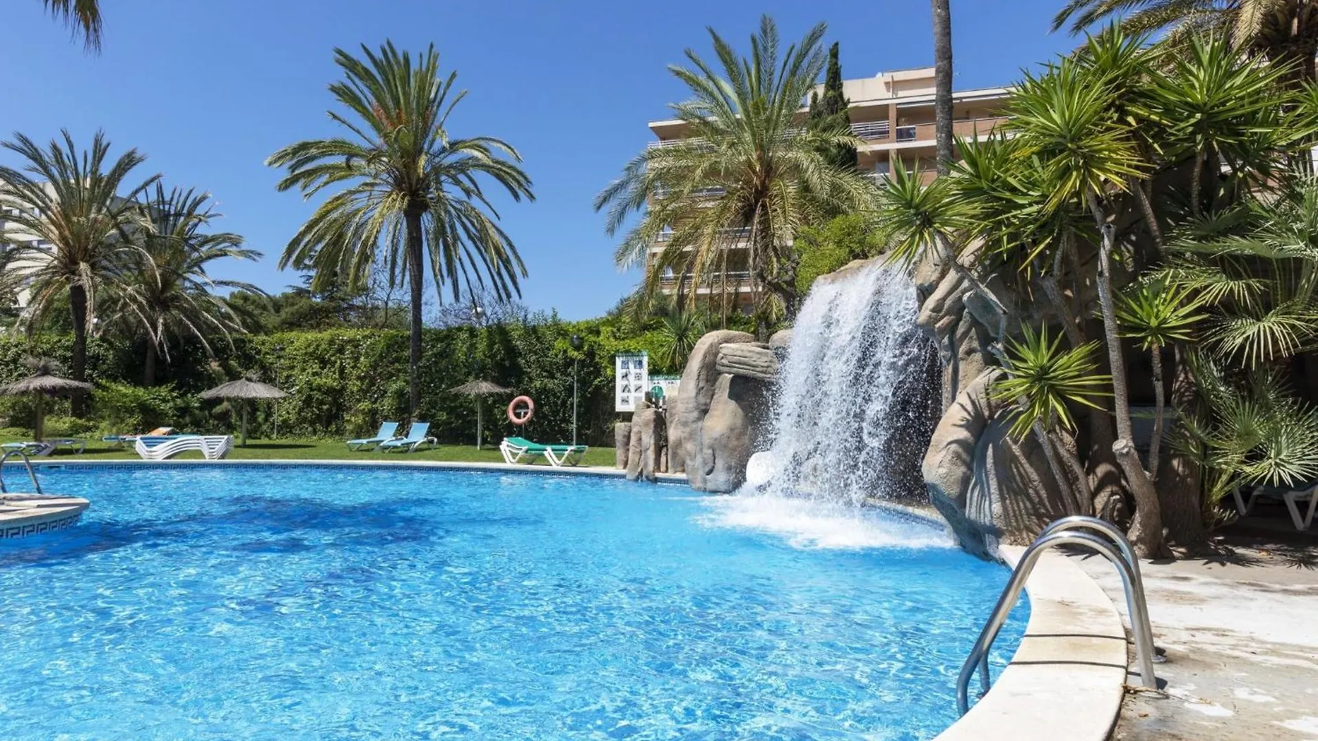 Apartment Jardines Family 204 By Interhome Salou